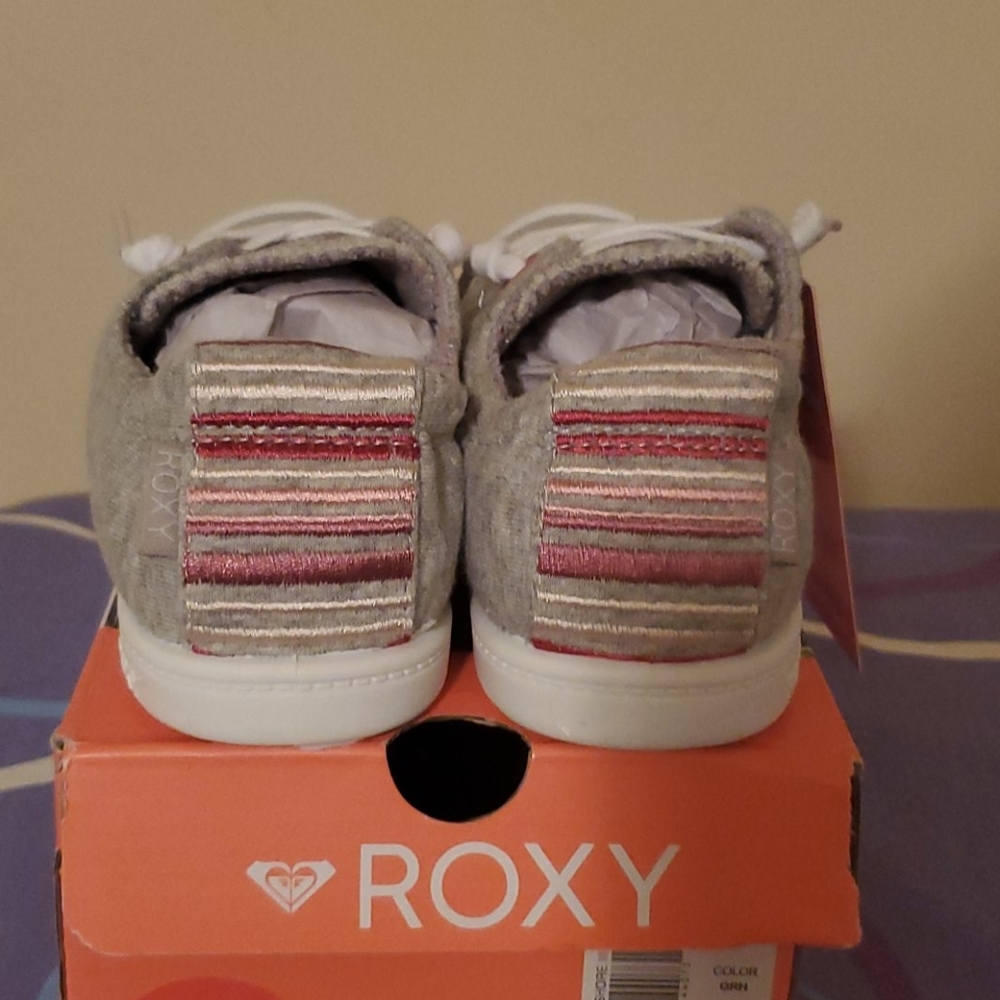 Roxy 2y - Picture 4 of 6